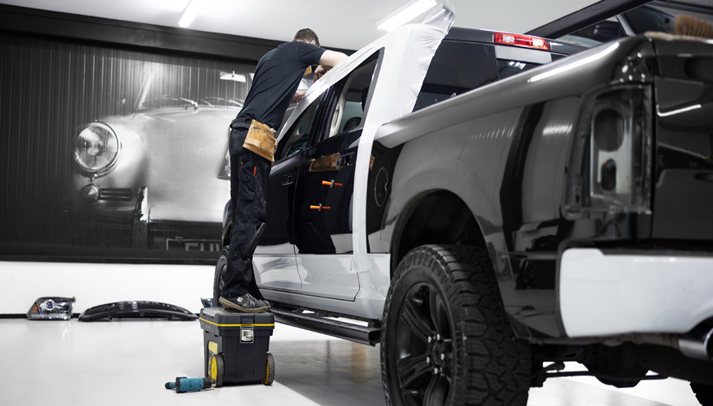 Why Does Cheap Smash Repairs on Luxury Cars End Up Costing Double?